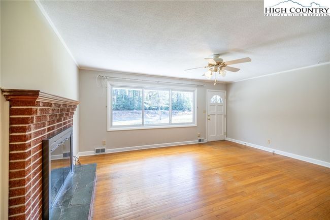627 Saddle Mountain Church Rd, House other with 3 bedrooms, 1 bathrooms and null parking in Ennice NC | Image 19