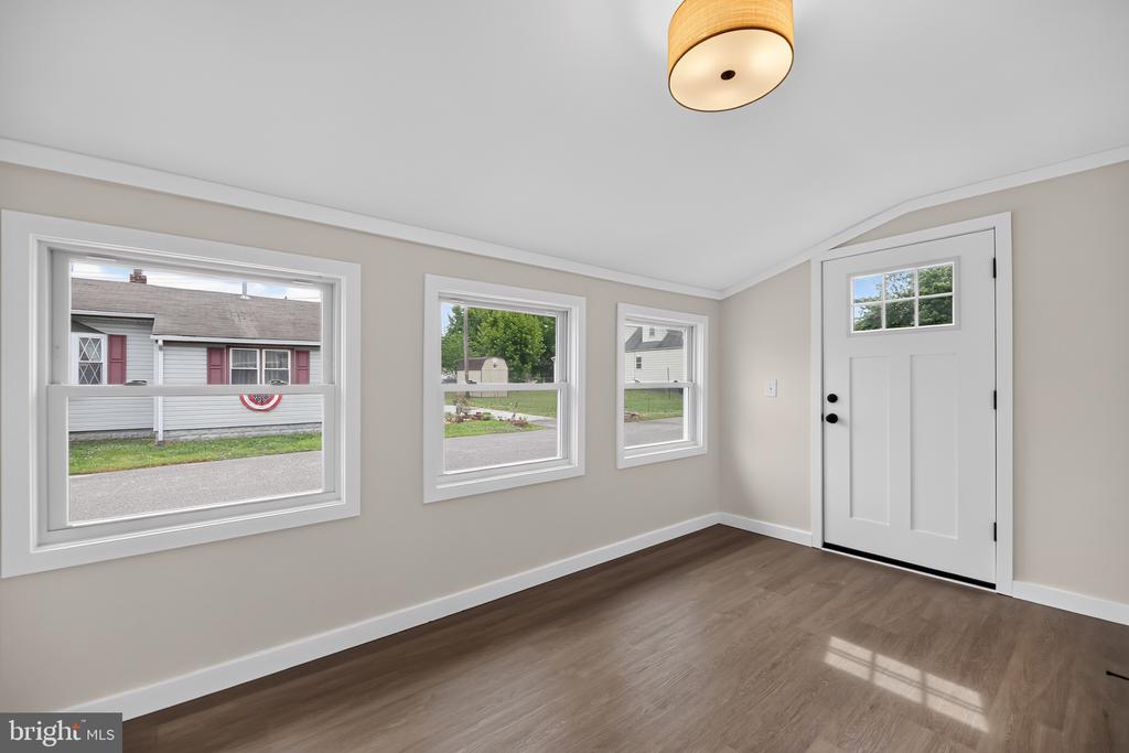 Residential in CARNEYS POINT 5