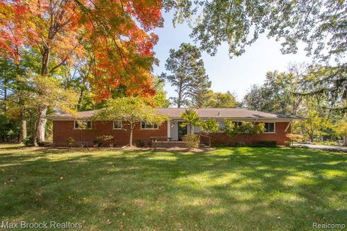 32510 Bell Vine Trail, Beverly Hills Vlg, MI, 48025 | Card Image