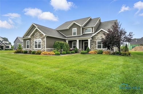 4711 Sunny Creek Ln, Sylvania, OH, 43560-7204 | Card Image