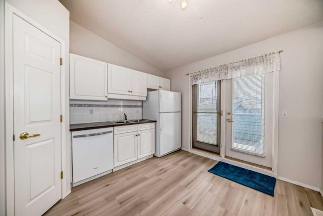 90 Valley Ridge Heights Nw, Home with 2 bedrooms, 3 bathrooms and 4 parking in Calgary AB | Image 29