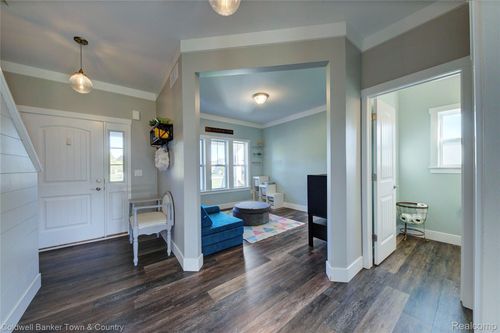 5803 Brilliant Cir, Howell, MI, 48855-8395 | Card Image