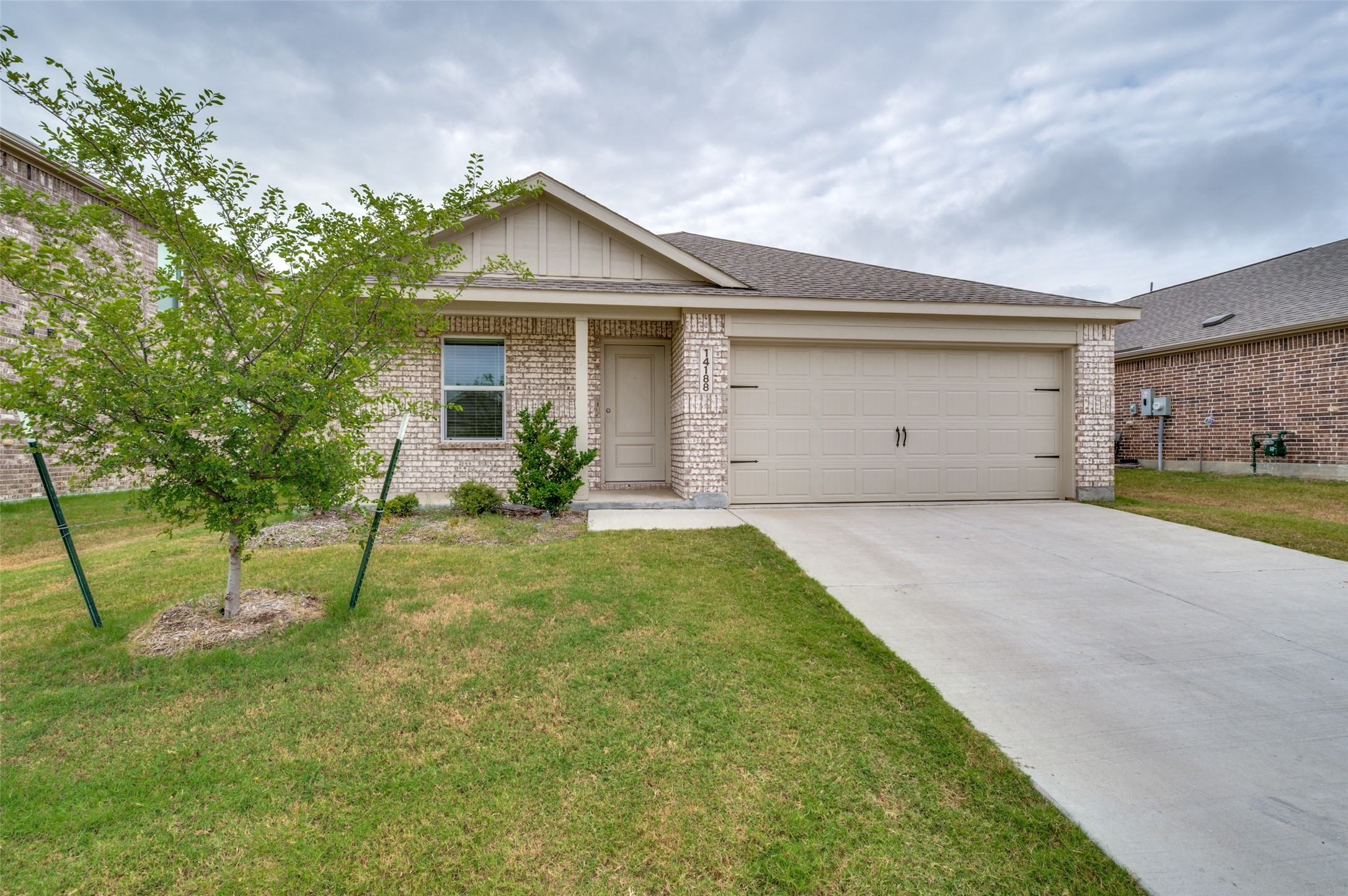 Residential Lease in Pilot Point 2