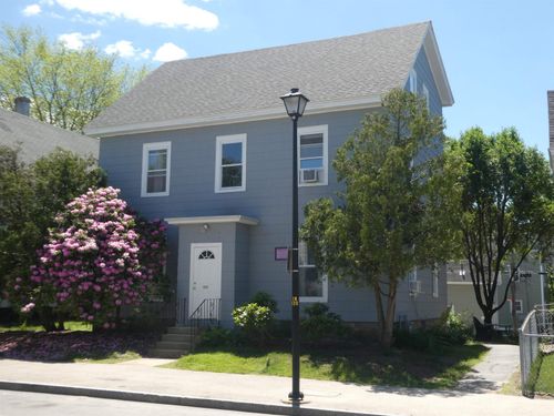 373 Lake Ave, Manchester, NH, 03103-4898 | Card Image
