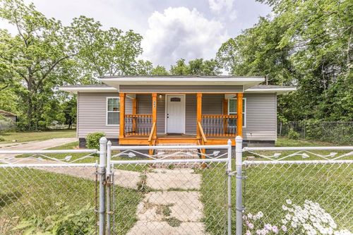 404 Benjamin St, Fort Valley, GA, 31030-4843 | Card Image