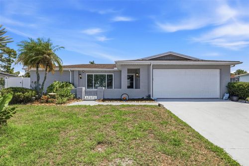 7530 Vienna Ln, PORT RICHEY, FL, 34668-4343 | Card Image