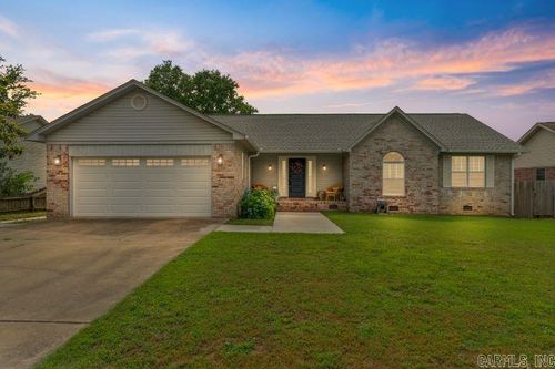 301 Jennifer Ln, Searcy, AR, 72143-4947 | Card Image