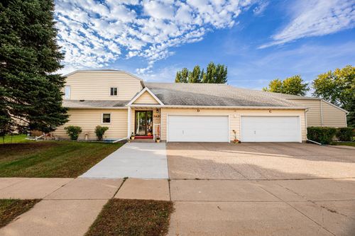 apt-b-3420 17th Ave S, Fargo, ND, 58103-8441 | Card Image