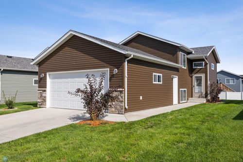 6749 70th Ave S, Horace, ND, 58047-9577 | Card Image