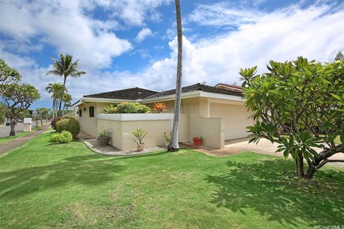 7821 Makaaoa Pl, Honolulu, HI, 96825-2827 | Card Image