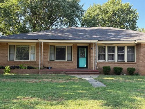 501 E Almond St, Lexington, OK, 73051-8628 | Card Image