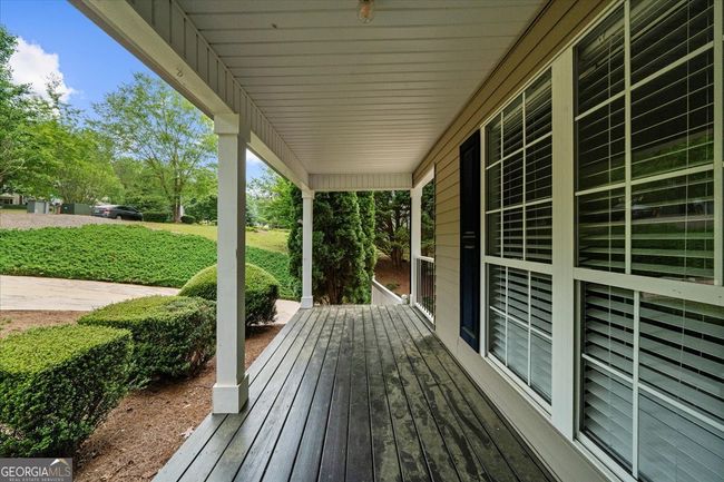 6715 N Glen Dr, House other with 4 bedrooms, 3 bathrooms and null parking in Cumming GA | Image 4