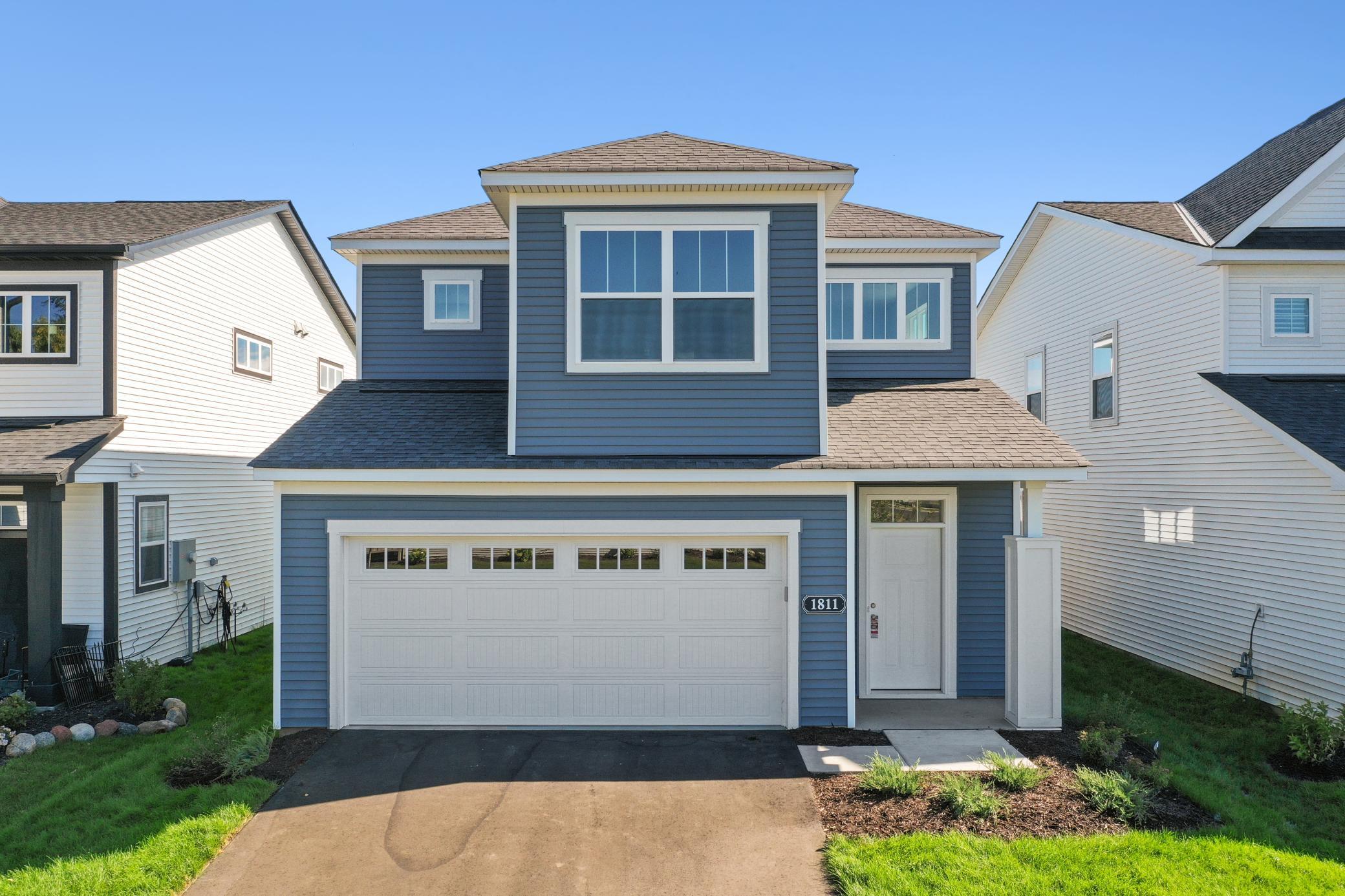 Ivy St, Shakopee, MN 55379