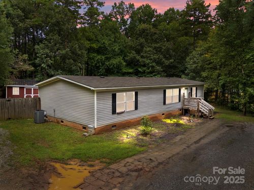 250 Timber Ridge Dr, Salisbury, NC, 28144-8812 | Card Image