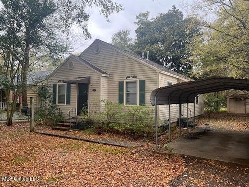 304 W Adams Ave, Greenwood, MS, 38930-3452 | Card Image