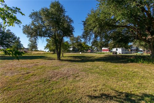 4449 Natalie Ln, Burton, TX, 77835-2377 | Card Image