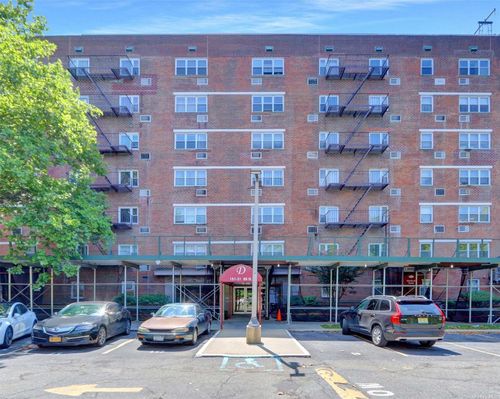 6h-151-31 88th St, Howard Beach, NY, 11414-2039 | Card Image