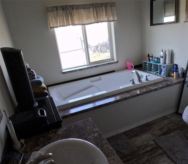 281 Snowcrest Trl, House other with 3 bedrooms, 2 bathrooms and null parking in Dillon MT | Image 11