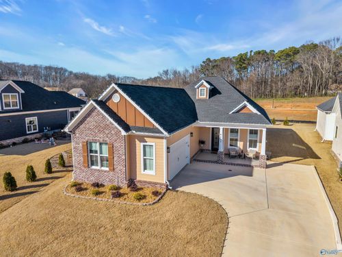 6432 Lenox Hill Way Nw, Huntsville, AL, 35806-5022 | Card Image