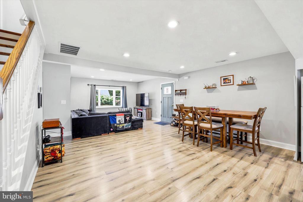 Residential in PHILADELPHIA 4