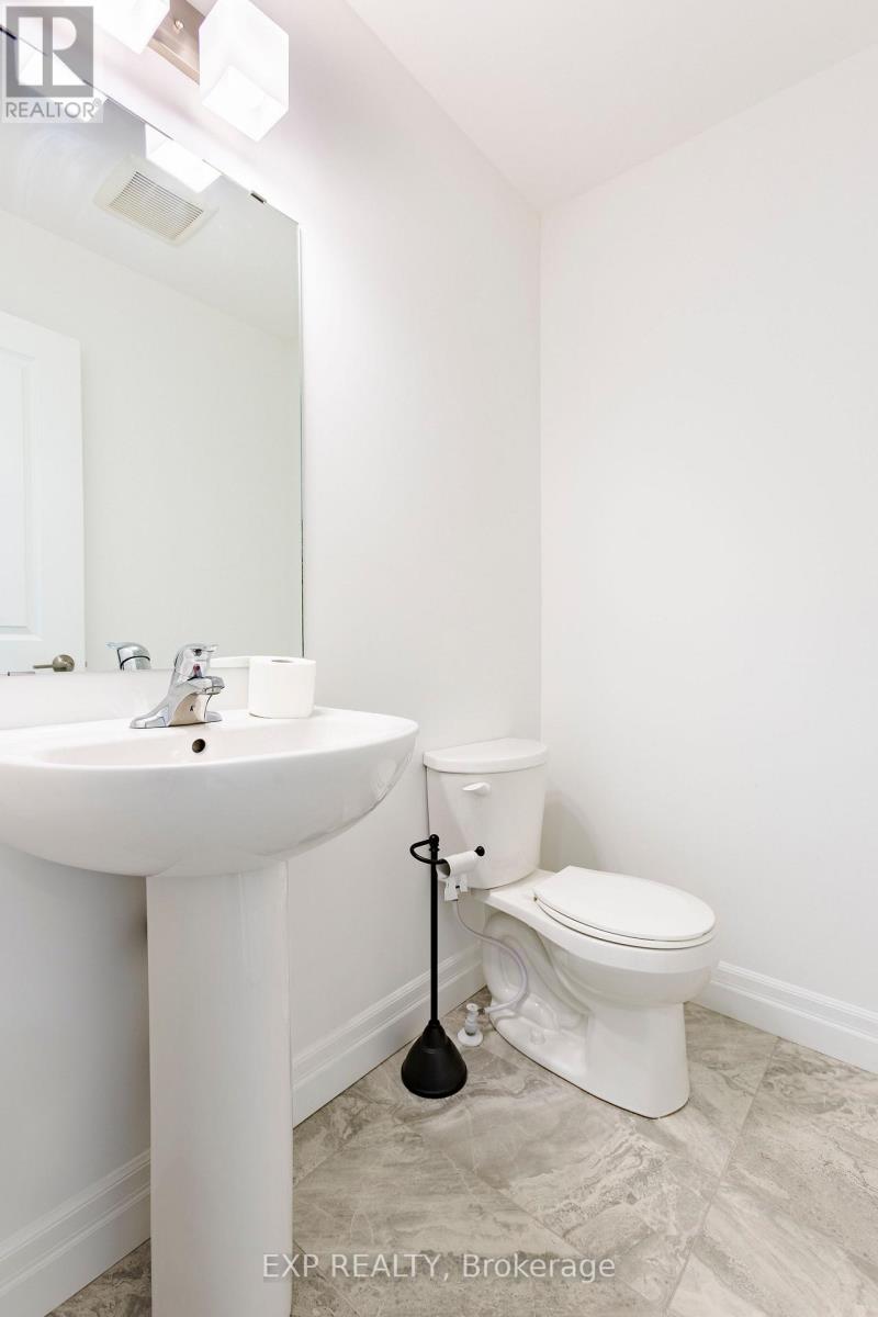 Residential Lease in Aylmer 5