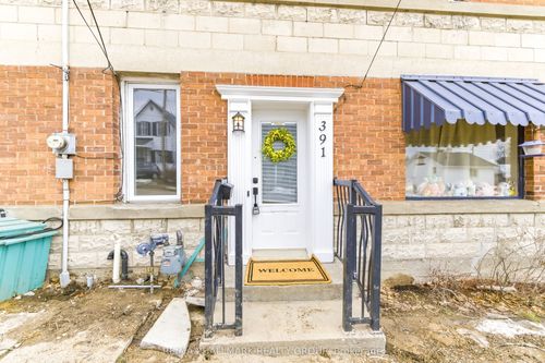 391 Murray St, Pembroke, ON, K8A4P5 | Card Image