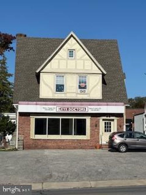 154 W Eagle Rd, HAVERTOWN, PA, 19083-1102 | Card Image