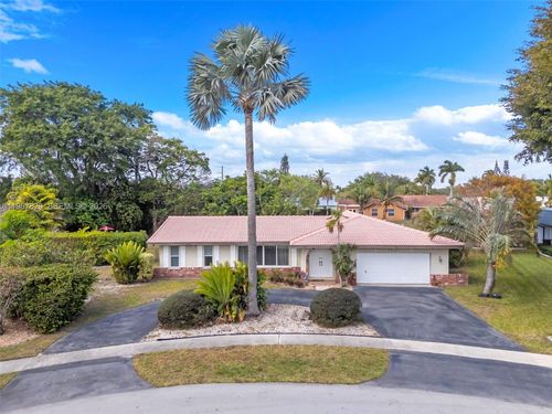 7541 Sw 9th St, Plantation, FL, 33317-3242 | Card Image