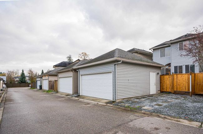 16637 59a Avenue, House other with 5 bedrooms, 3 bathrooms and 3 parking in Surrey BC | Image 37
