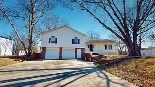 20089 S 1475 Rd, Nevada, MO, 64772-5388 | Card Image