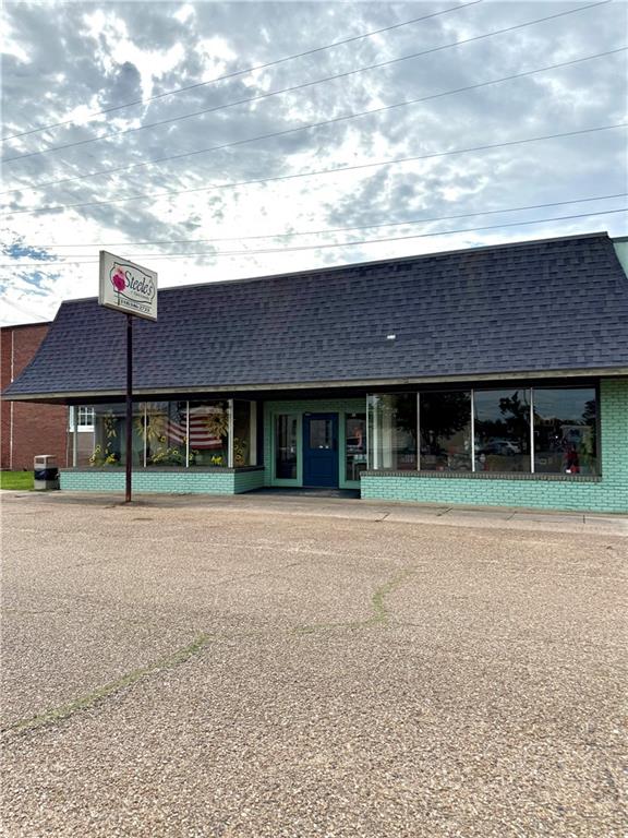 Commercial Sale in Bunkie 2