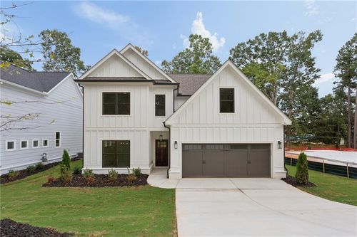 2262 Belmont Cir Se, Smyrna, GA, 30080-1539 | Card Image