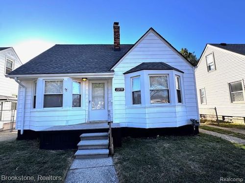 22133 David Ave, Eastpointe, MI, 48021-4028 | Card Image