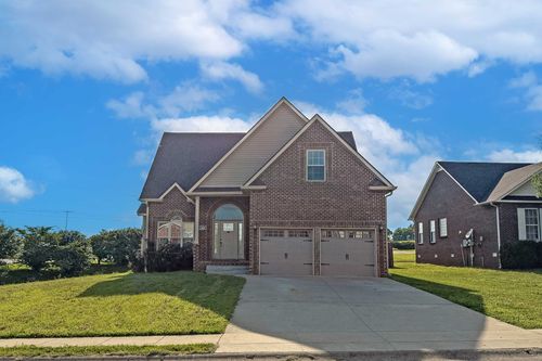 3300 Twelve Oaks Blvd, Clarksville, TN, 37042-8297 | Card Image