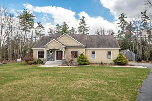 47 Oxbow Ln, Albany, NH, 03818-6056 | Card Image