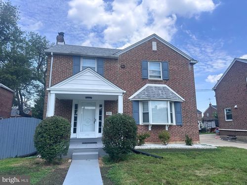 921 Unruh Ave, PHILADELPHIA, PA, 19111-4817 | Card Image