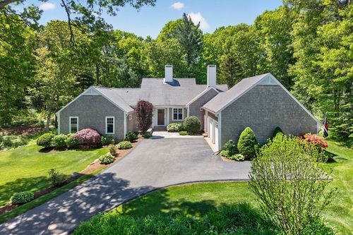 51 Doral Dr, Yarmouth Port, MA, 02675-1614 | Card Image