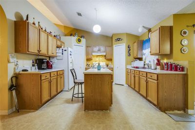 Kitchen | Image 2