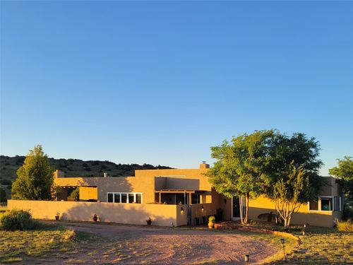 865 Camino Los Abuelos, Galisteo, NM, 87540 | Card Image