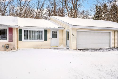 2077 Bear Creek Dr, Ontario, NY, 14519-9730 | Card Image