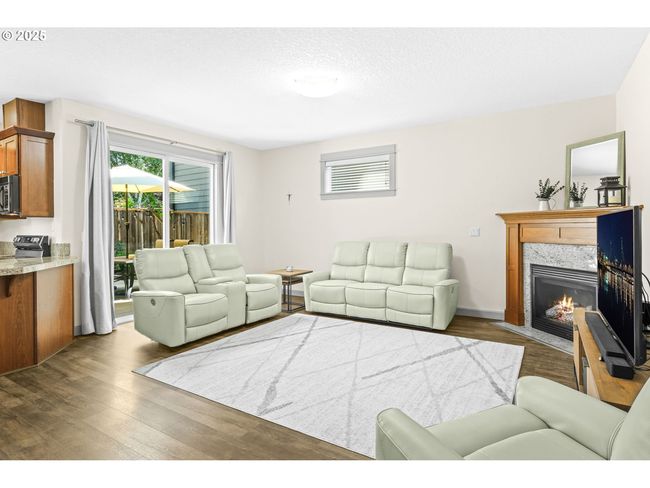 16459 Se Siri Loop, House other with 3 bedrooms, 3 bathrooms and 2 parking in Damascus OR | Image 6