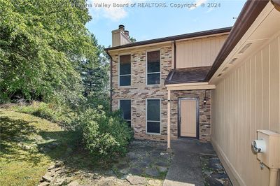 216 Willowcrest Drive, Townhouse with 3 bedrooms, 2 bathrooms and null parking in Charleston WV | Image 2