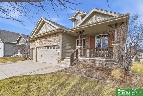 9924 Emiline St, La Vista, NE, 68128-2295 | Card Image