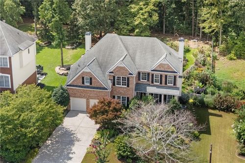 562 Vinings Springs Dr Se, Mableton, GA, 30126-5987 | Card Image