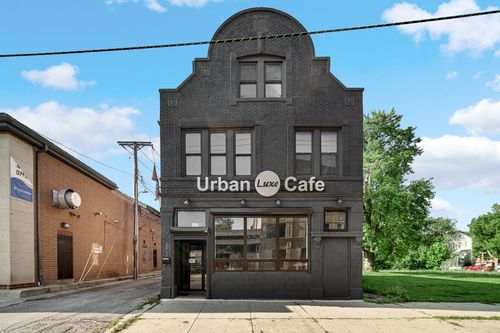 2911 E 79th St, Chicago, IL, 60649-5215 | Card Image