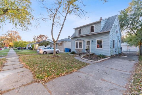 4168 Kingston St, Dearborn Heights, MI, 48125-3238 | Card Image