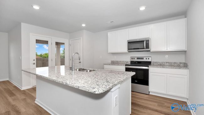 6154 Feather Way Se, House other with 3 bedrooms, 2 bathrooms and null parking in Owens Cross Roads AL | Image 10