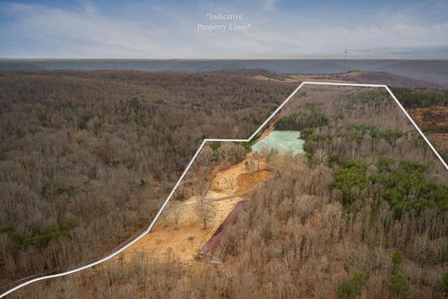 214 Edmonds Rd, Spencer, TN, 38581 | Card Image