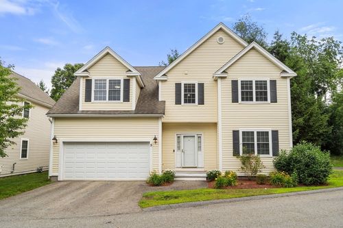 5 Equestrian Ln, Chelmsford, MA, 01824-3874 | Card Image