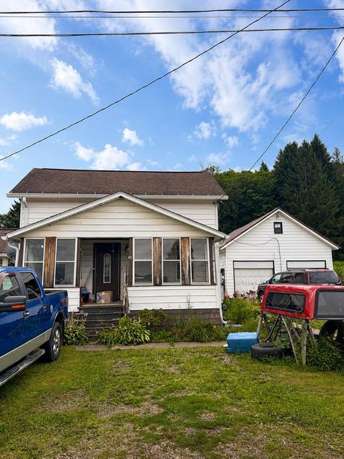 45 Deerlick St, Sheffield, PA, 16347-3113 | Card Image